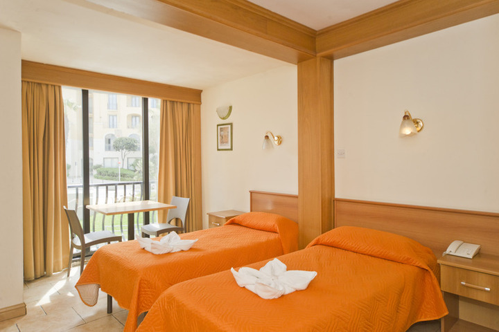 Room 3 of 6