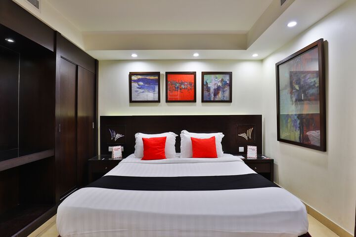Room 15 of 24