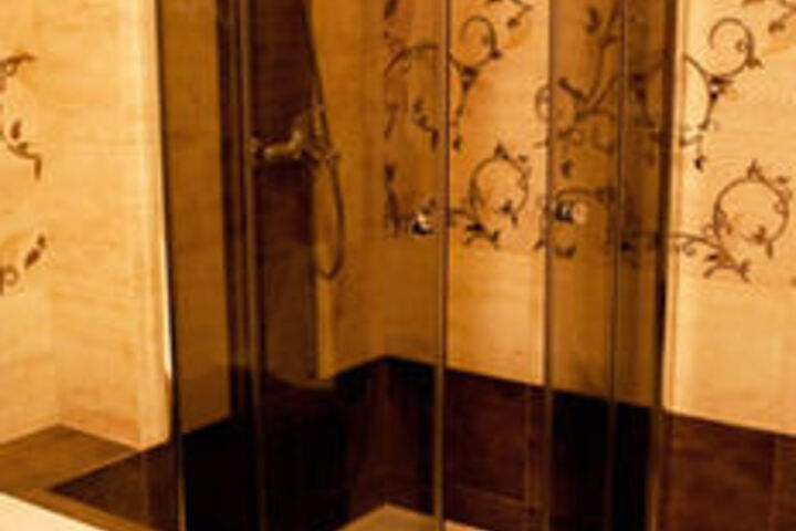 Room 5 of 35
