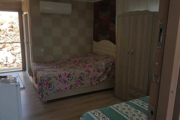 Room 2 of 18