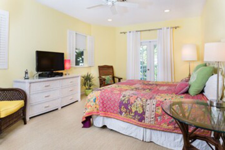 Room 18 of 23