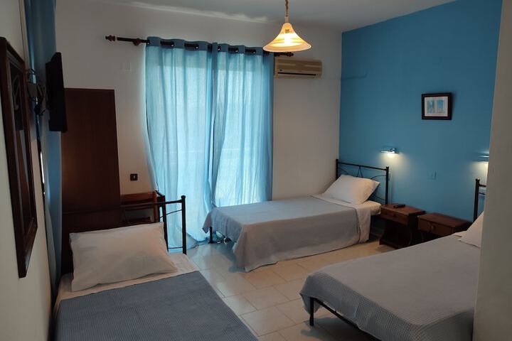 Room 14 of 35