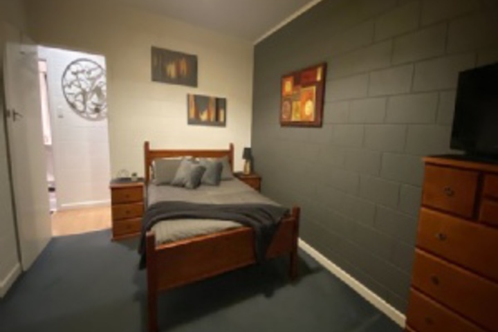 Room 93 of 204