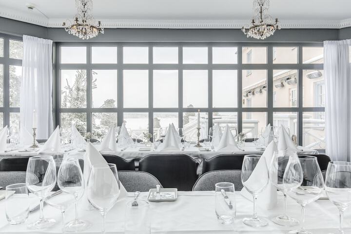 Dining 66 of 87