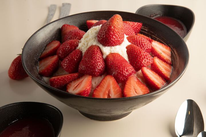 Dining Photos
