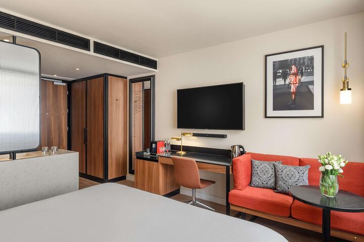 Room 22 of 132