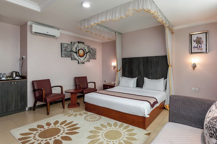 Room 26 of 75