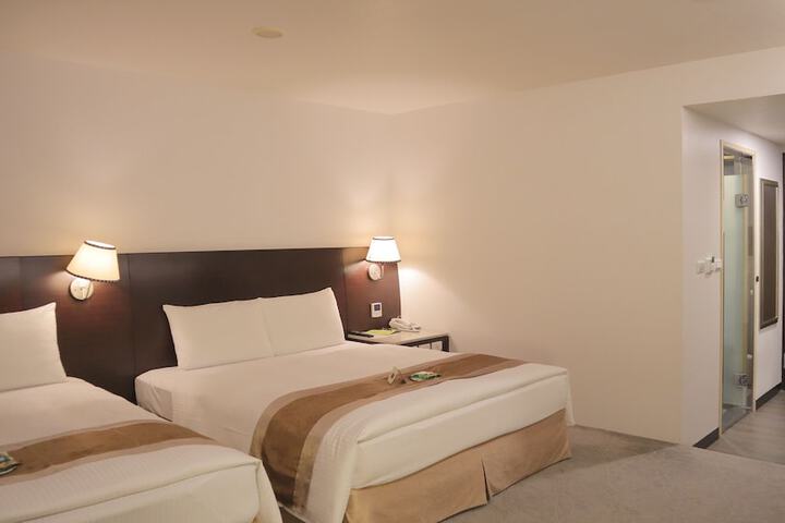 Room 48 of 72