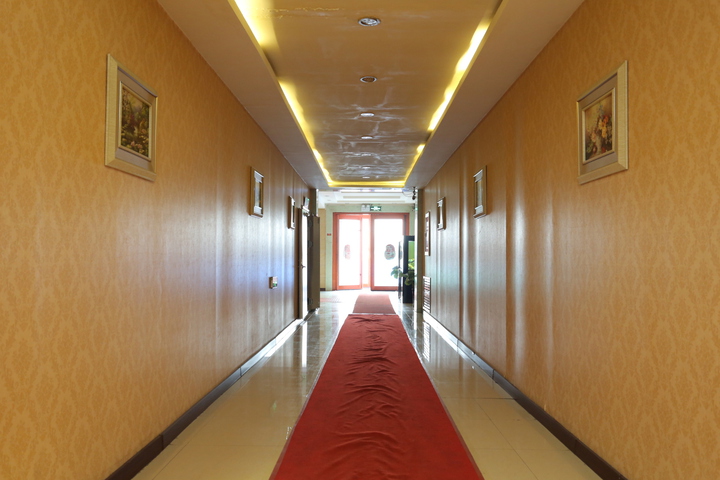 Hotel Interior 9 of 21