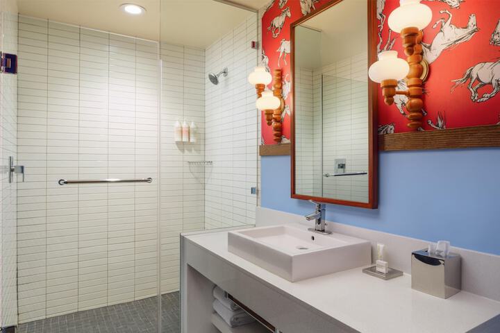Bathroom shower