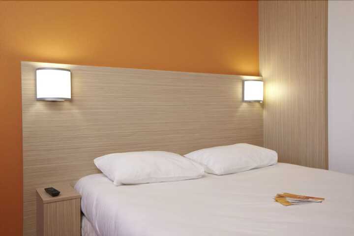 Room 10 of 45