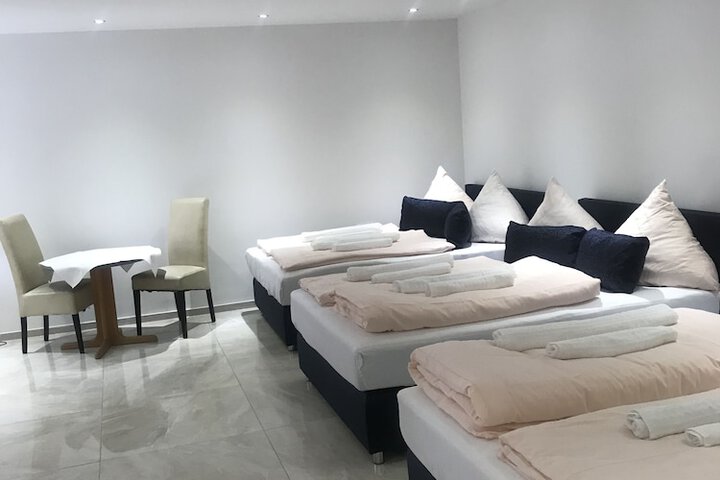 Room 5 of 29