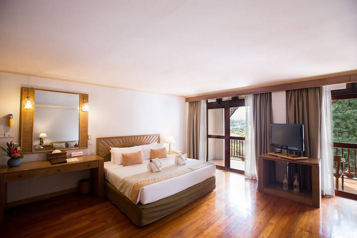Room 12 of 71