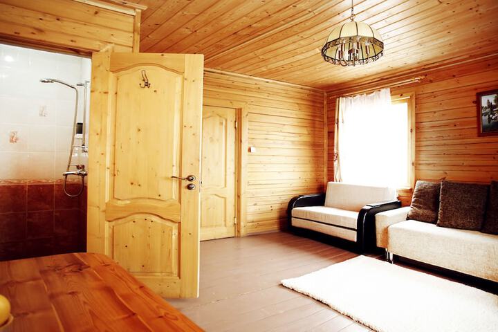 Room 16 of 53