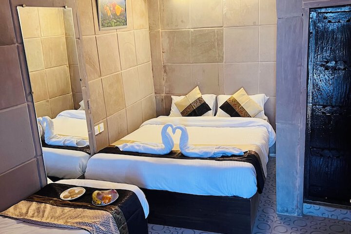 Room 3 of 13