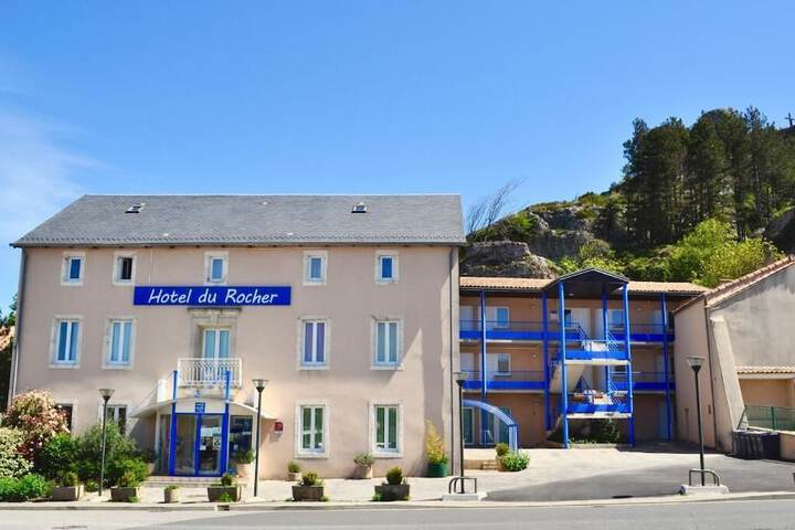 Hotel 64 of 76