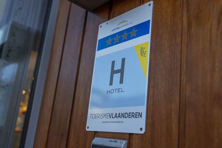 Hotel 60 of 61