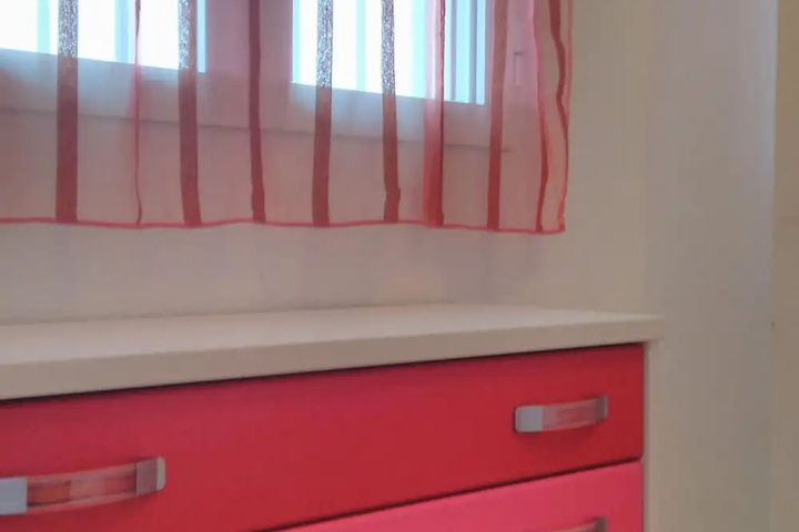 Room 2 of 23