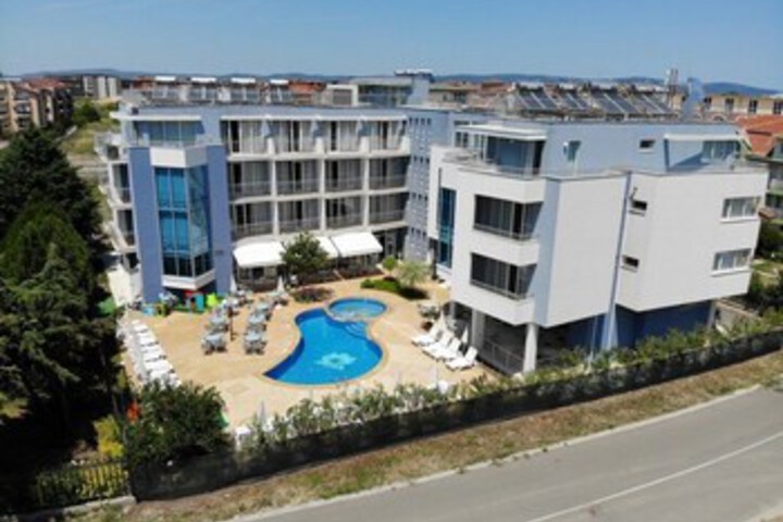 Hotel 2 of 27