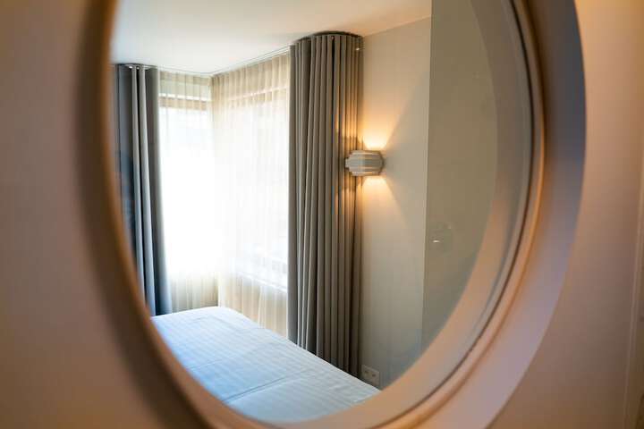 Room 14 of 60