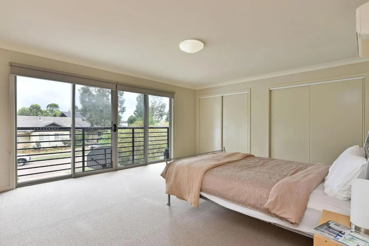 Room 2 of 15