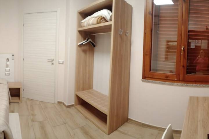 Room 32 of 57