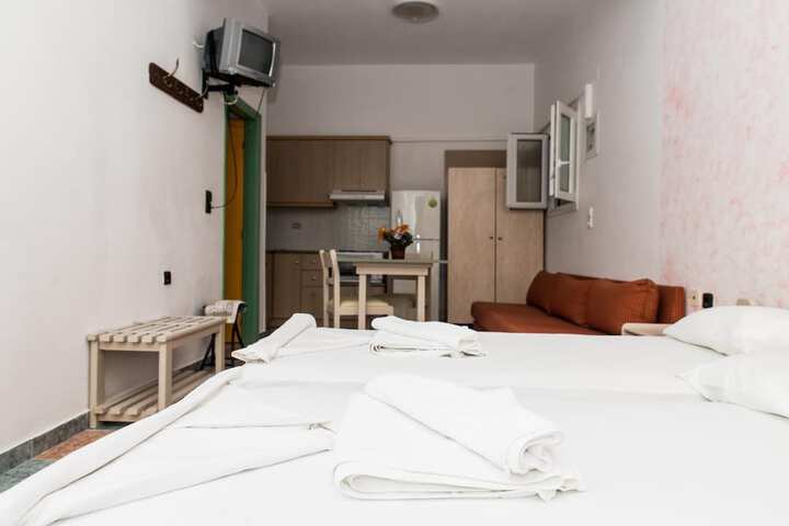 Room 3 of 29