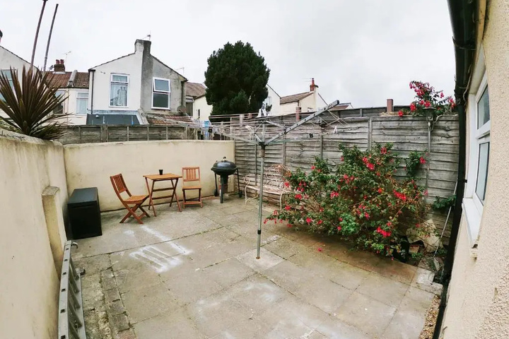 Photo of Cosy 4 bedroom house in Fratton Portsmouth