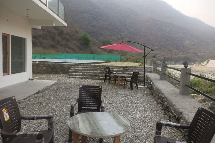 Hotel 7 of 27