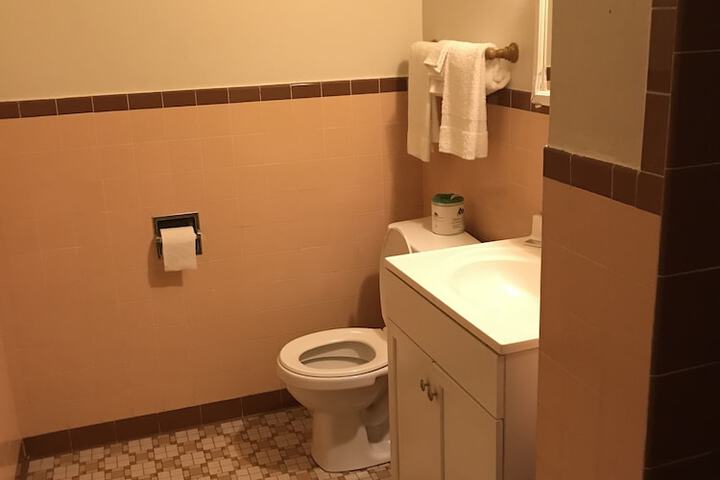 Room 3 of 4