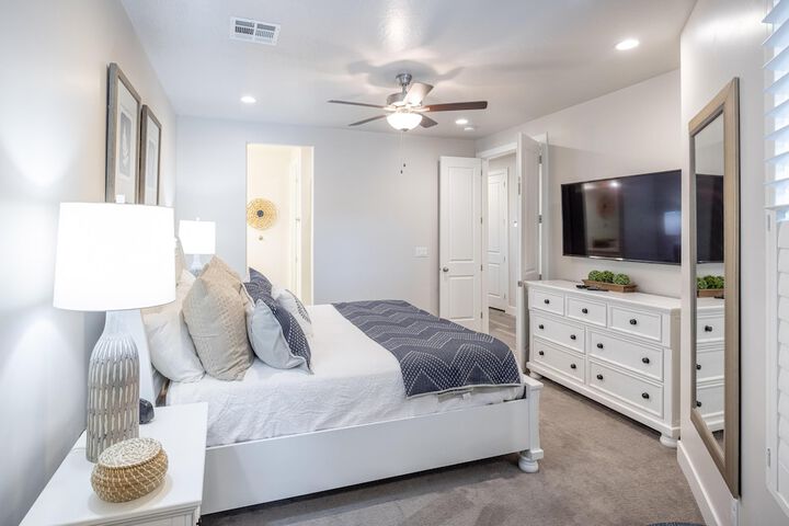 Room 10 of 85