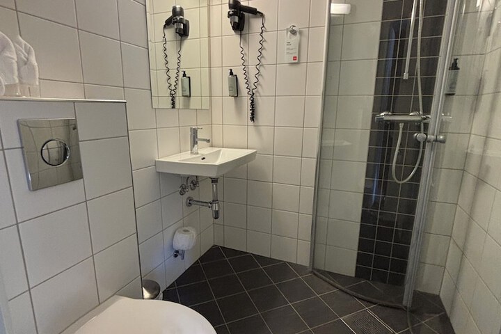 Clean Restrooms