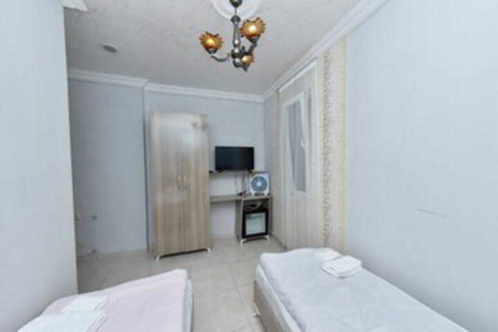 Room 31 of 37