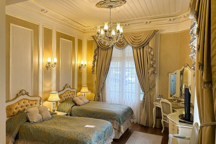 Room 20 of 83
