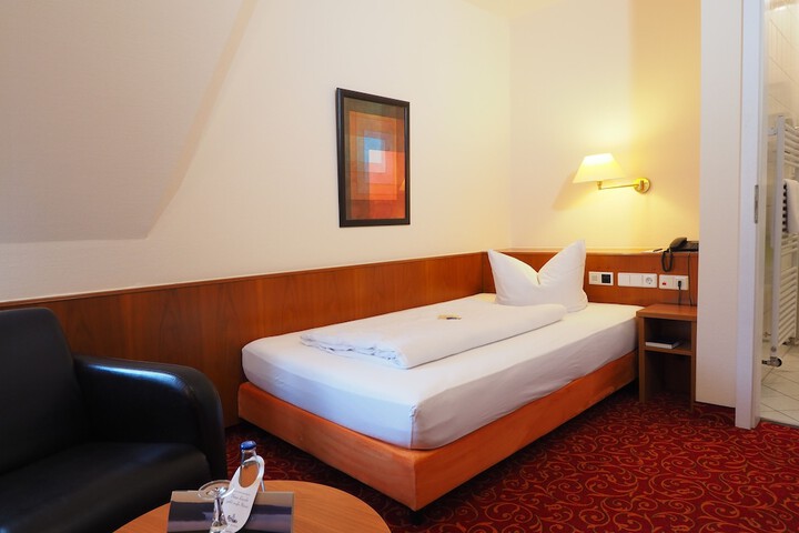 Room 15 of 47