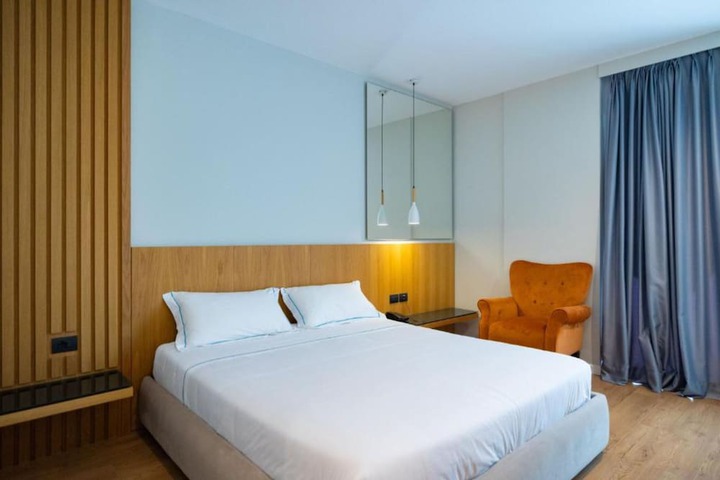 Room 21 of 52