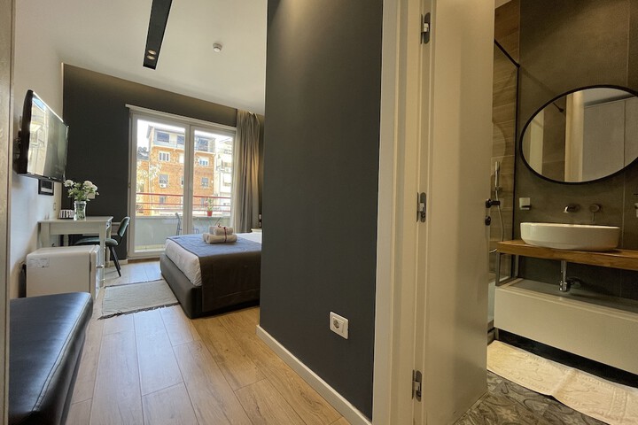 Room 55 of 68