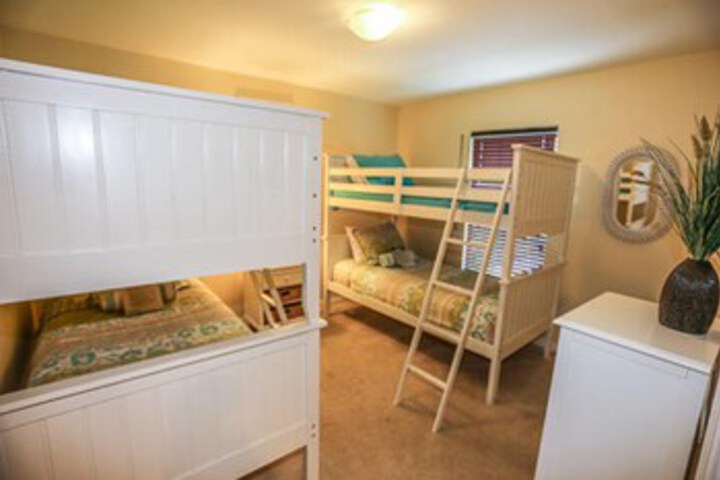 Room 17 of 21