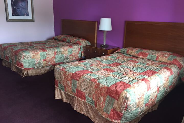Room 15 of 34