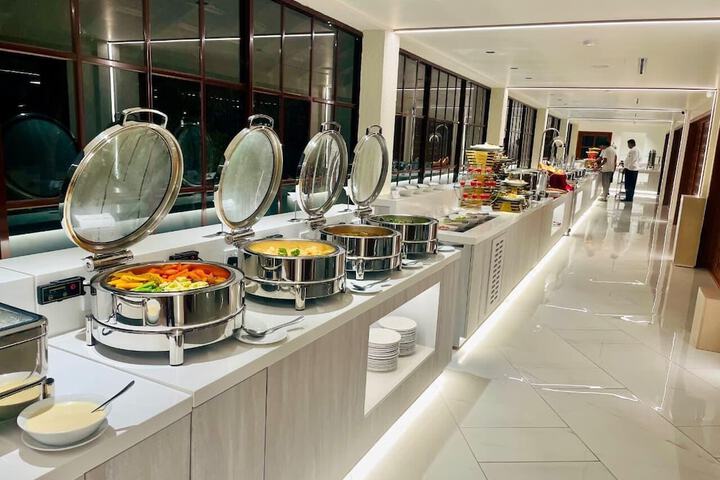 Dining 57 of 104