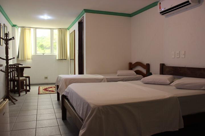 Room 18 of 40