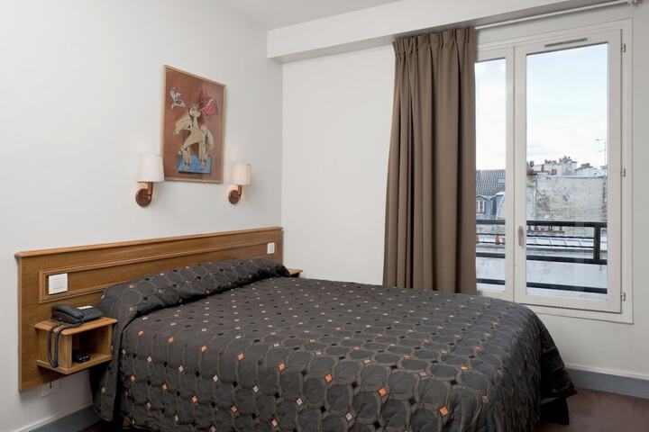 Room 12 of 54