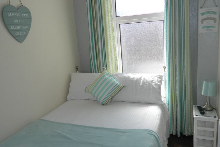 Room 35 of 81