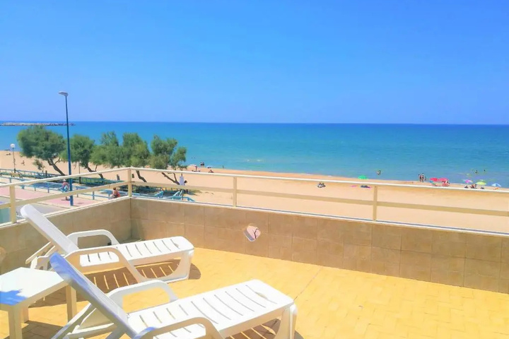 Beach 7 of 8