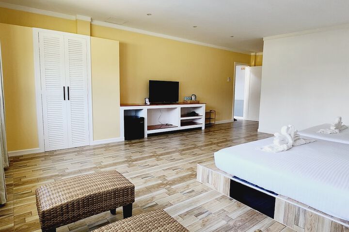Room 19 of 60
