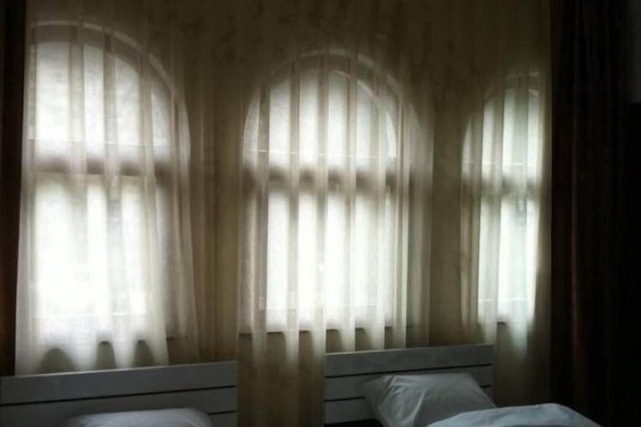 Room 15 of 50