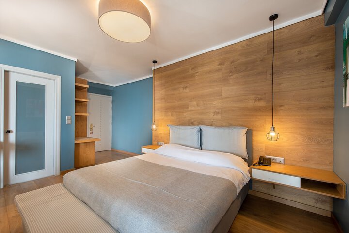 Room 40 of 157
