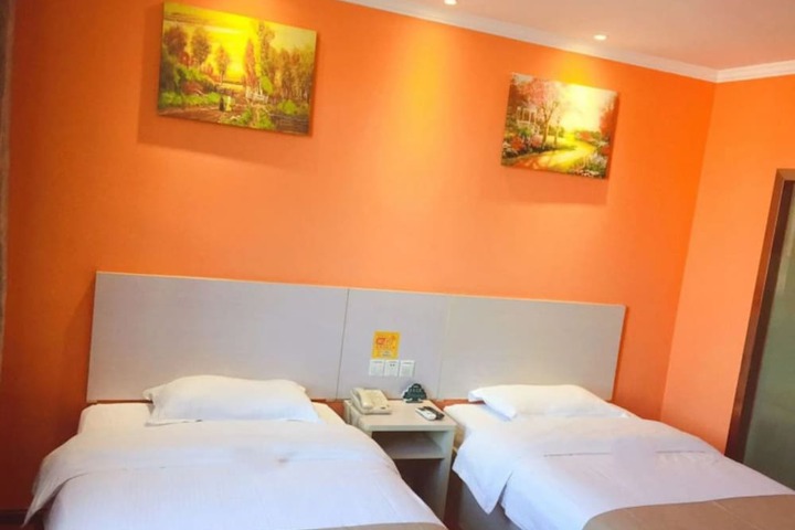Room 16 of 21