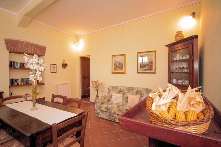Room 19 of 81