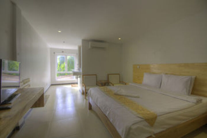 The Kool Hotel